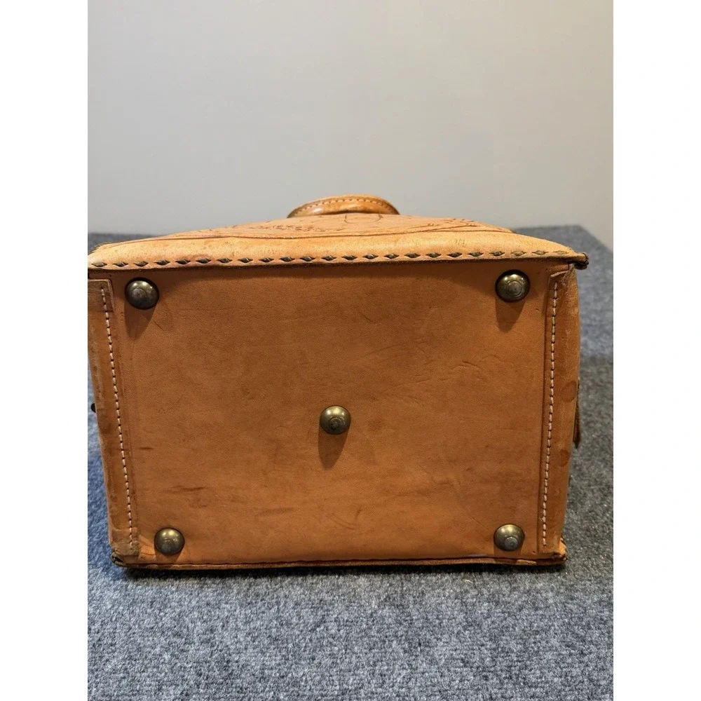 Vintage Hand Tooled Leather Bowling Bag with Metal Ball Holder Murray Engraved